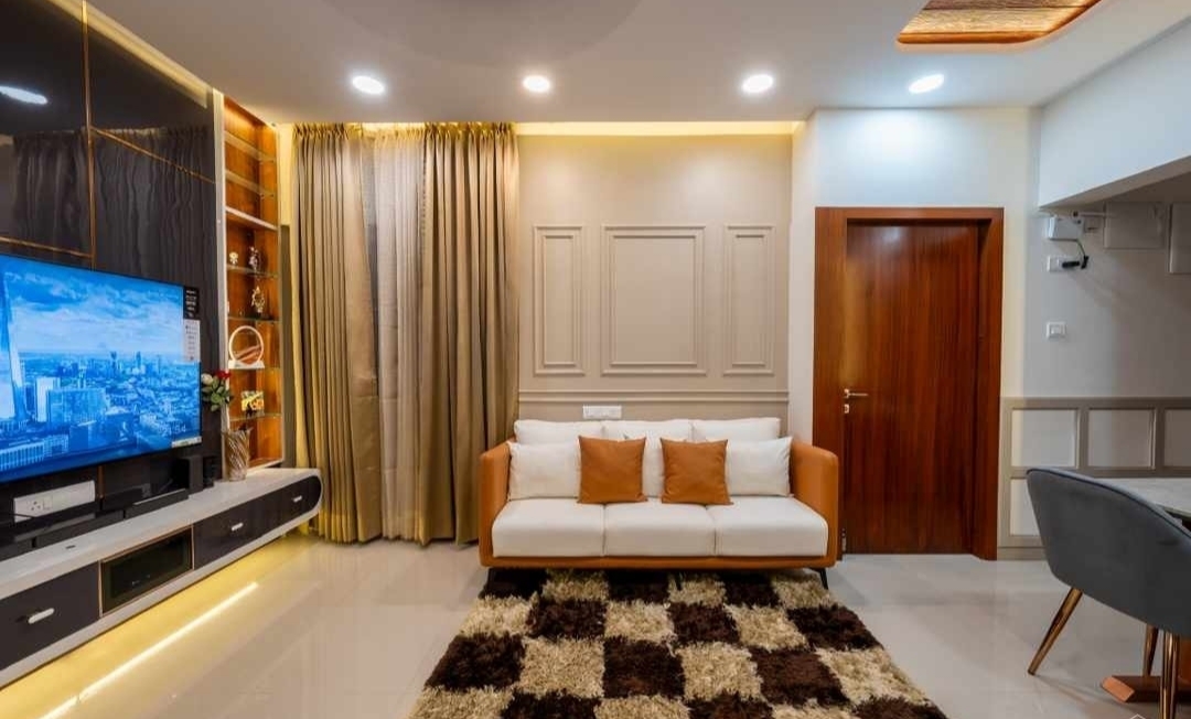 3 seater sofa with square shape cushion