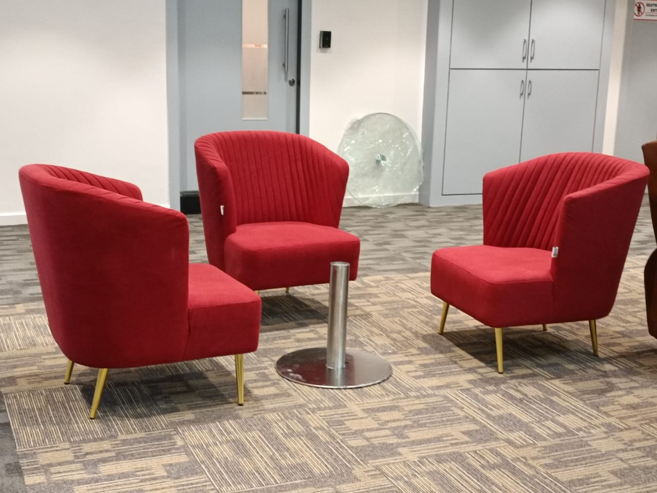 Elegant 3 accent chairs in red colour